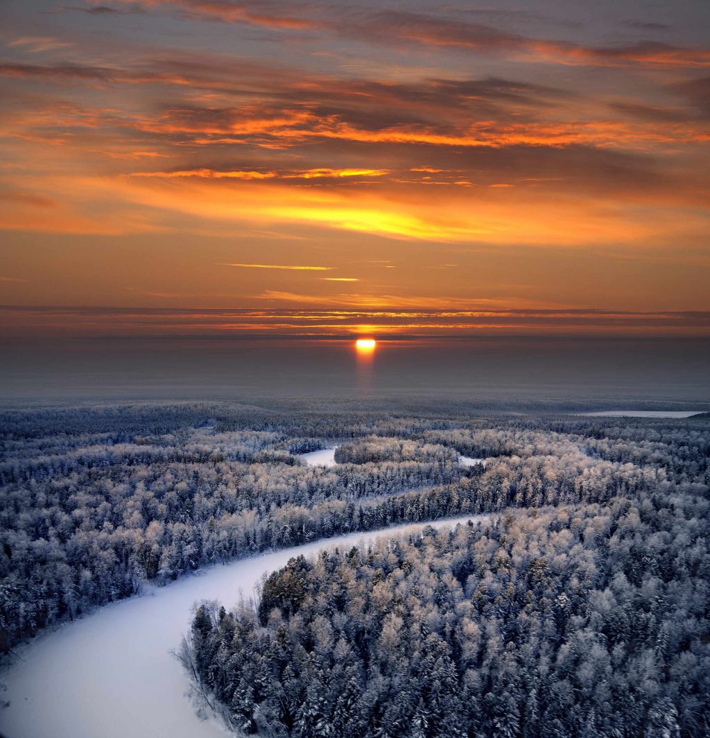 6. Forêt vue du ciel la veille de Noël, Russie